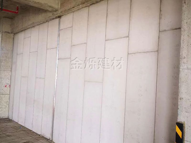 轻质隔墙板